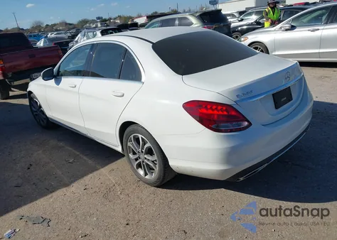 2016 Mercedes-Benz C 300 from USA, damaged, VIN 55SWF4JB7GU101711